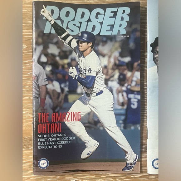 2024 Dodger Insider Magazine A Legendary Celebration set 3 programs - Picture 3 of 5